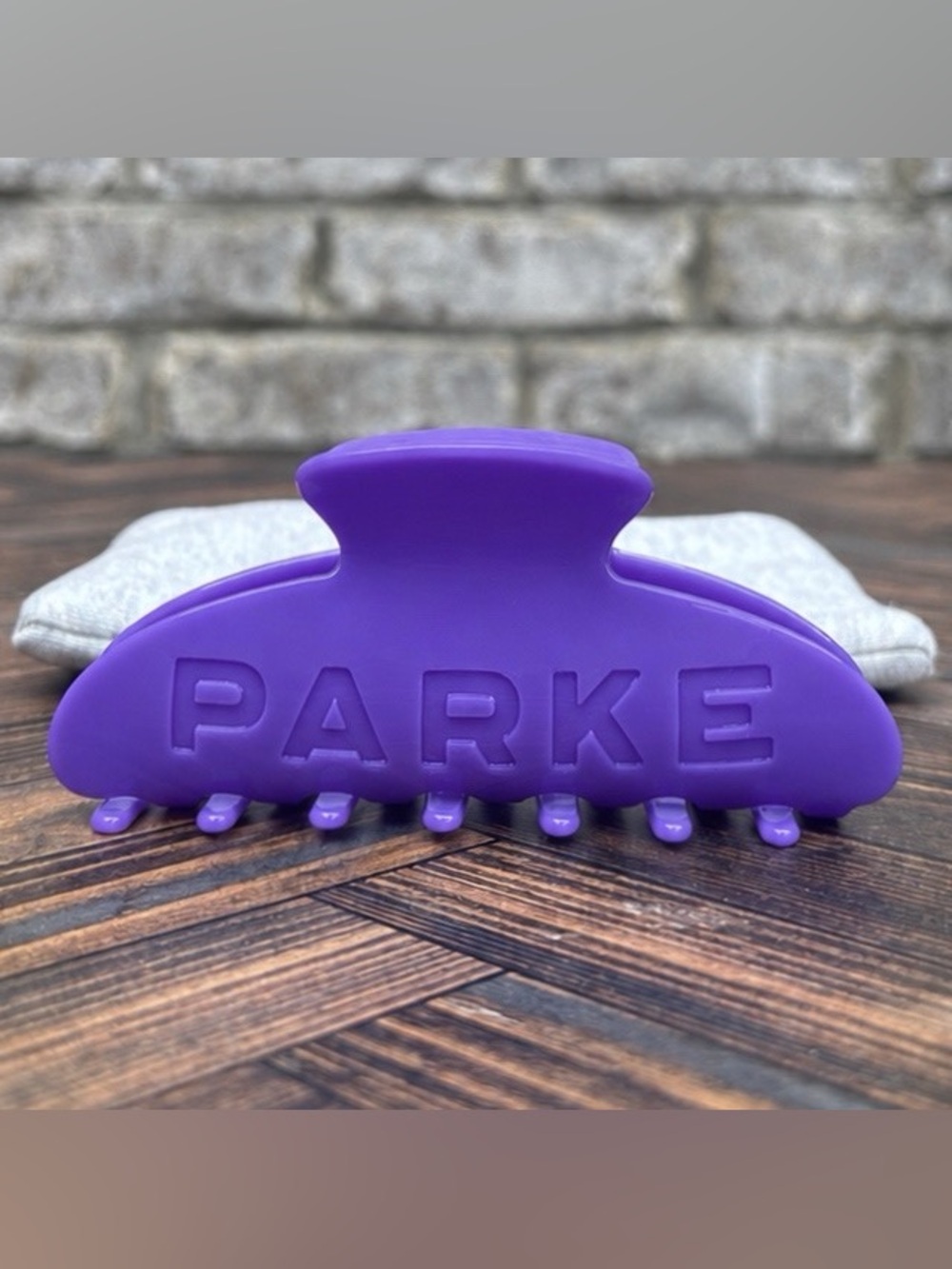 New Parke Claw Clip In Amethyst